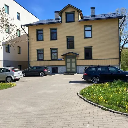 Small In Sikupilli Apartman Tallinn